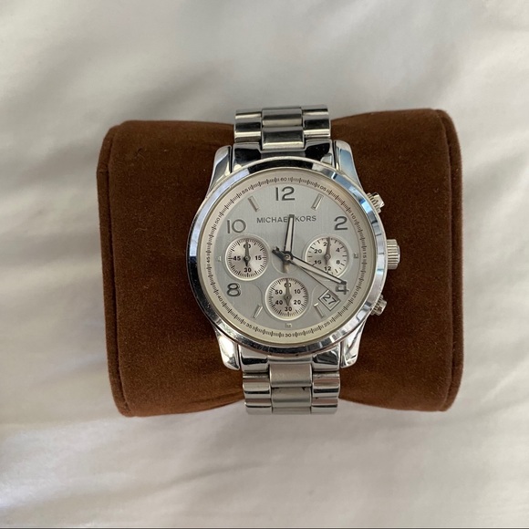 Michael Kors Silver Chronograph Watch 38mm MK5076 - Picture 6 of 13